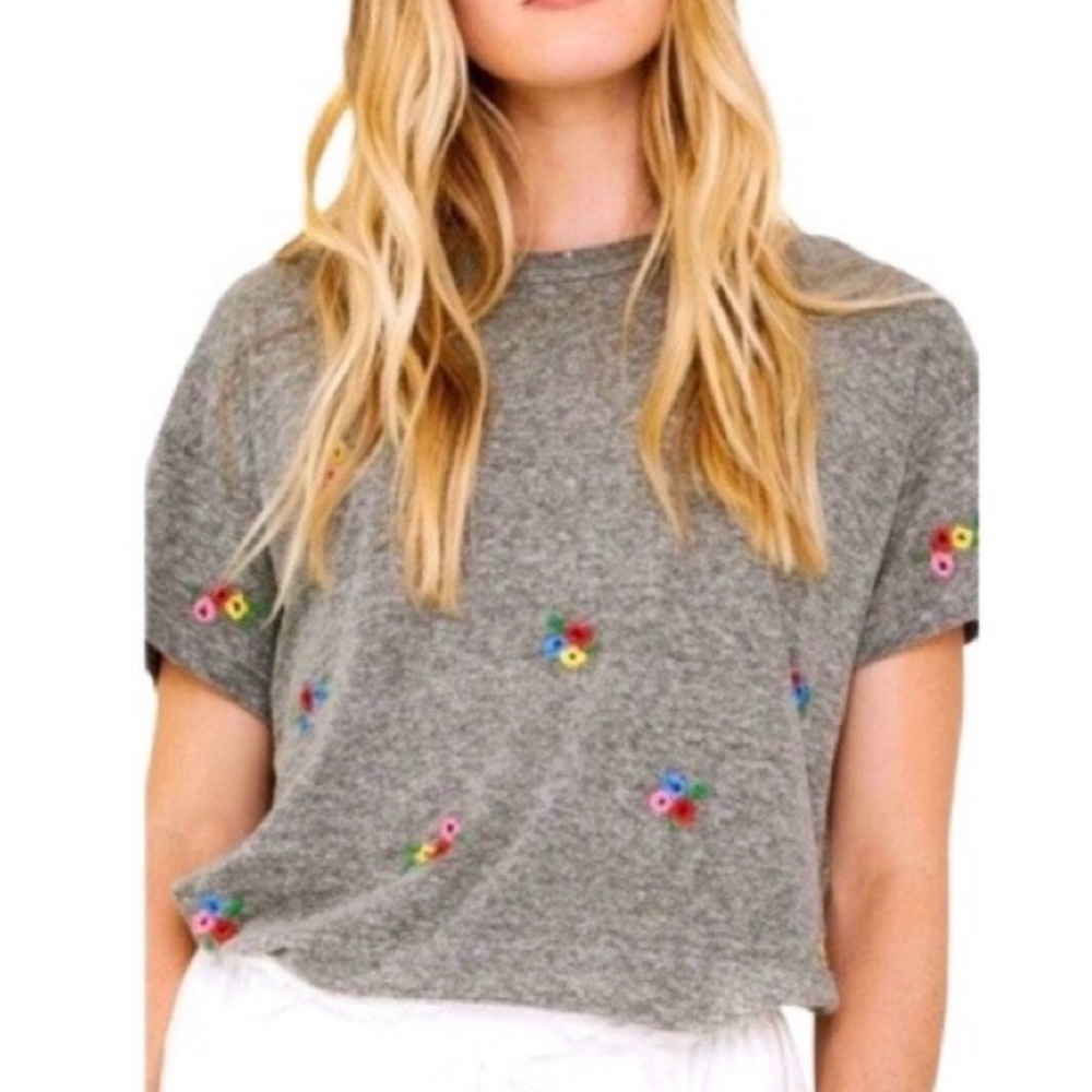 THE GREAT. Charcoal floral embroidered tee